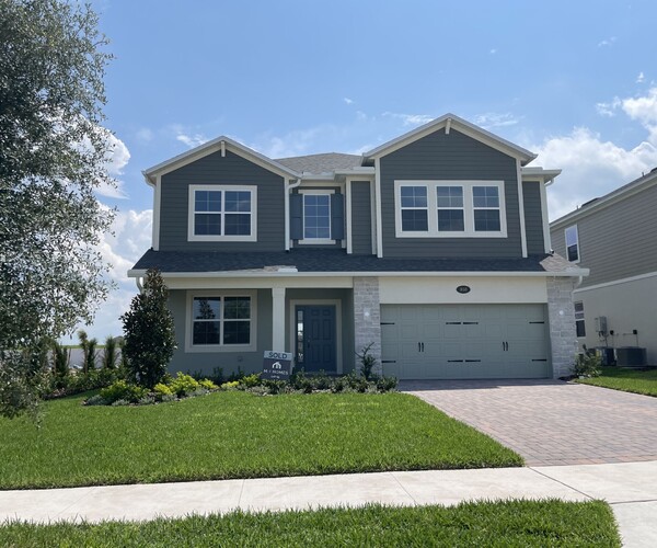 Center Lake On The Park