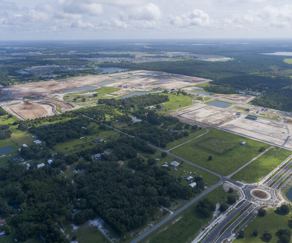 Center Lake On The Park