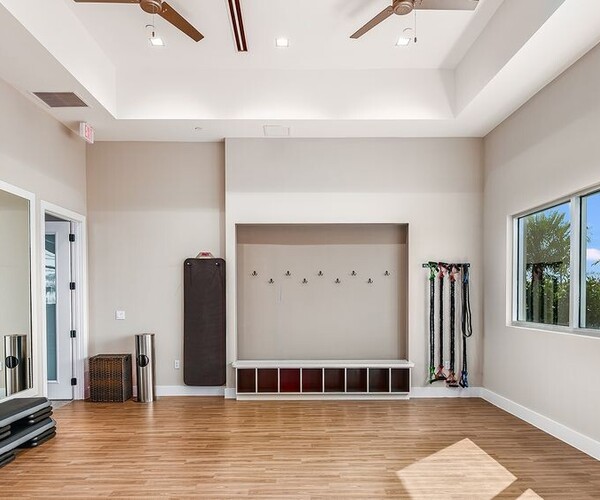 Esplanade at McKinnon Groves